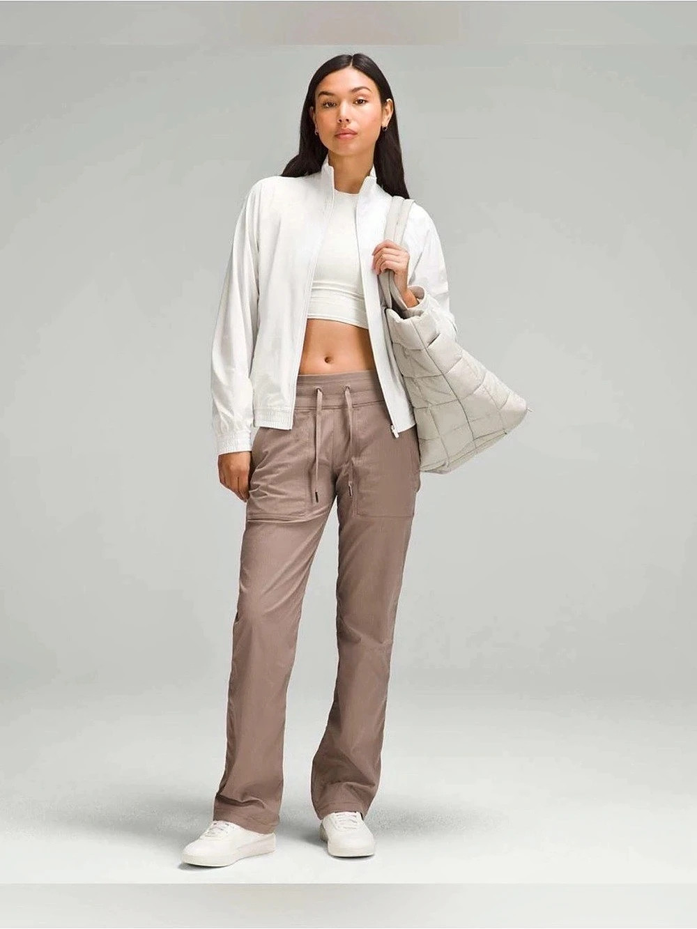 Lululemon dance studio mid rise pant regular in twilight rose color
Size 0